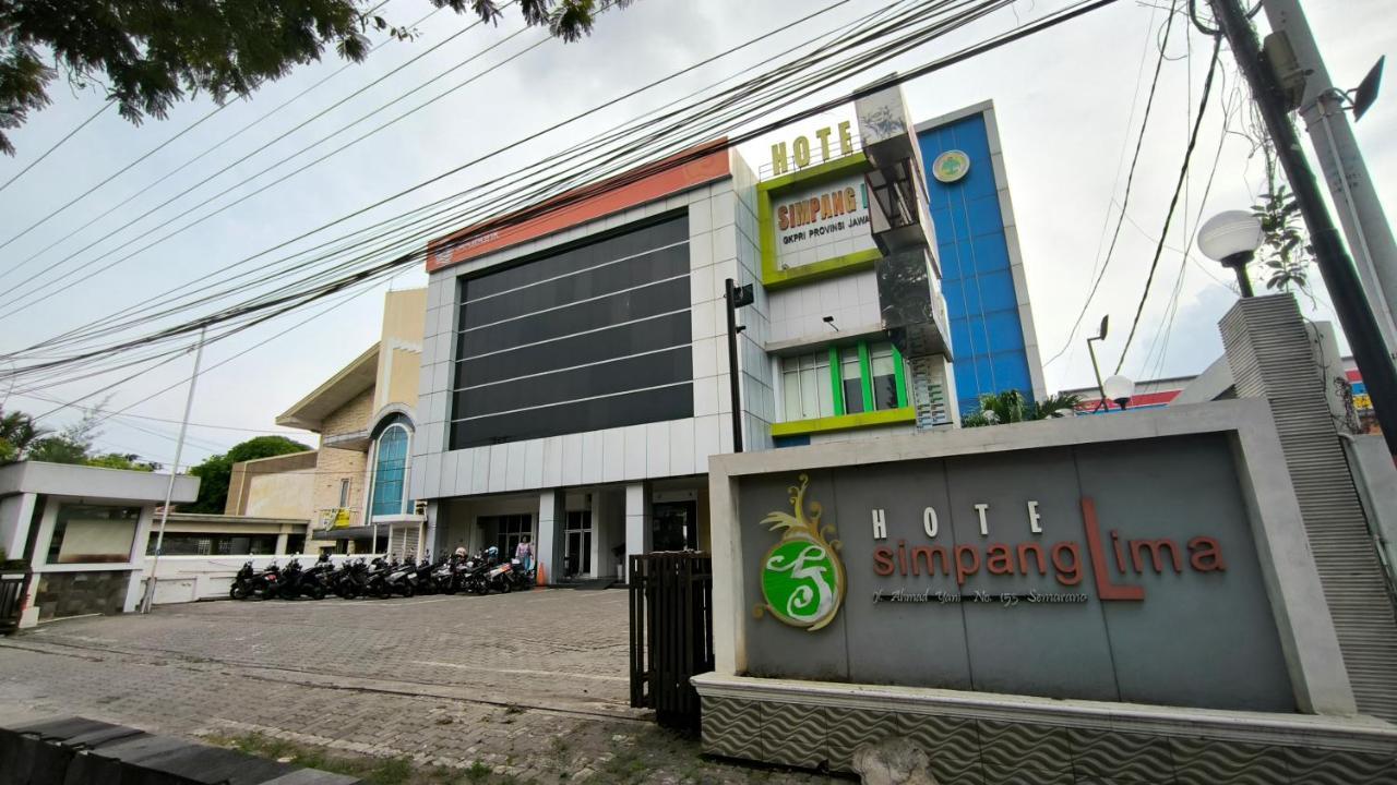 Hotel Simpang Lima 3*